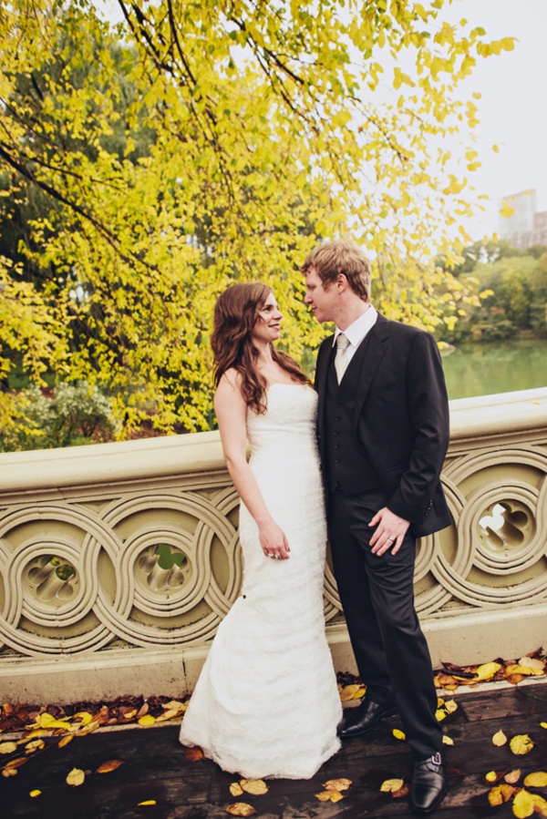 Bride and groom in Central Park