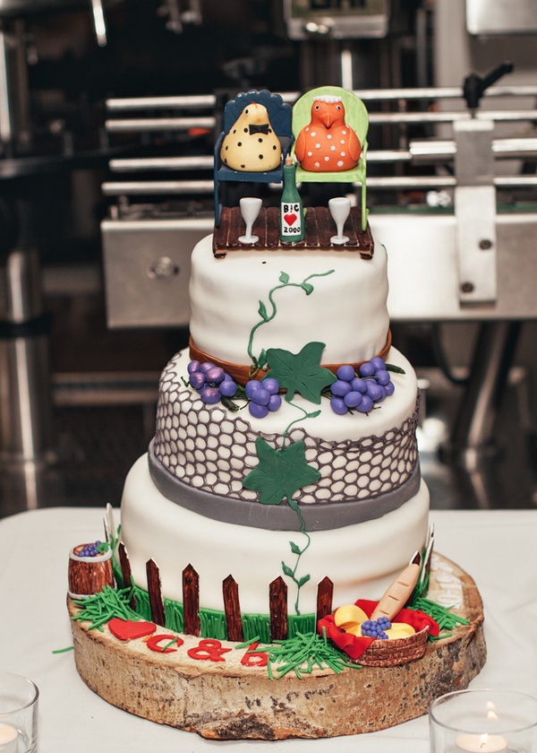 winery themed wedding cake