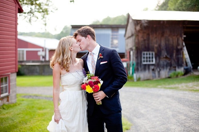 amherst-massachusetts-wedding-photography-barn-wedding