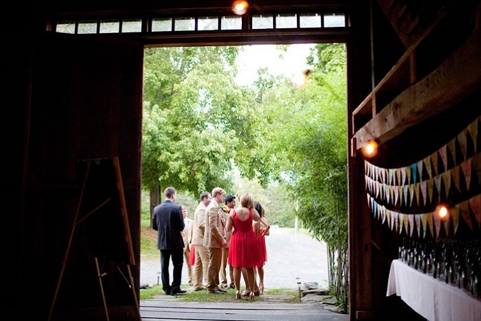 barn-wedding-bridal-party-paige-paul