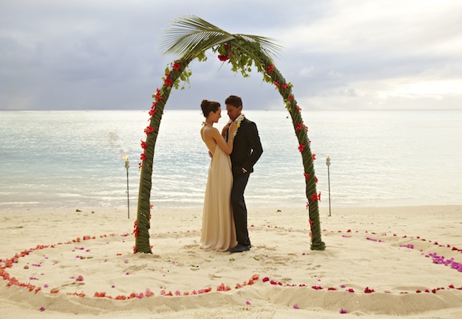 destination-beach-weddin-cook-islands-rarotunga