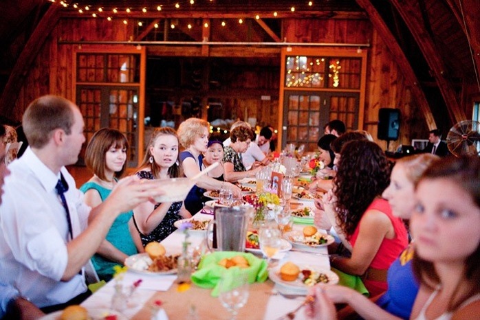 family-style-wedding-reception-food-barn-paige-paul