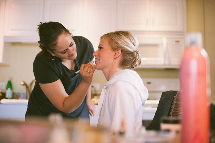 getting-ready-photos-beach-wedding-bridal-sarah-steven