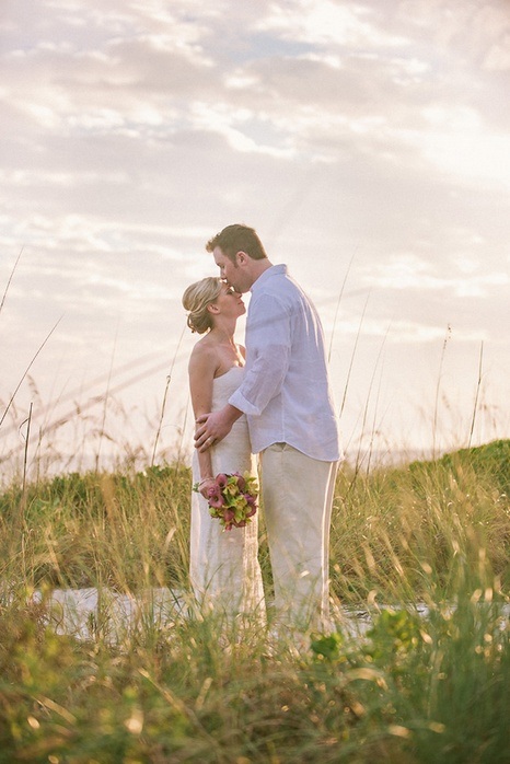 real-intimate-beach-wedding-sarah-steven