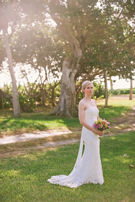 santibel-island-intimate-wedding-bridal-portrait-sarah-steven