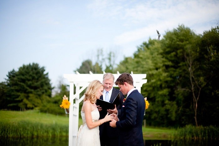 wedding-ceremony-photography-ring-exchange-farm-wedding