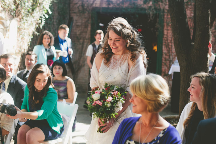 intimate-austin-tx-restaurant-wedding-jennie-and-chris-45