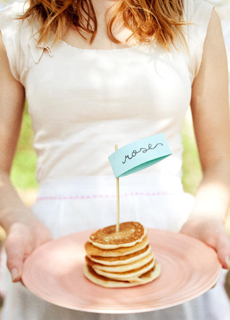 Have a brunch wedding with pancakes!