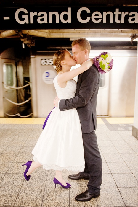 new-york-city-restaurant-wedding-emily-and-christopher-09_low