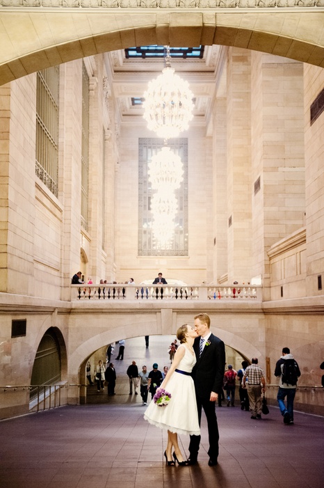 new-york-city-restaurant-wedding-emily-and-christopher-20_low