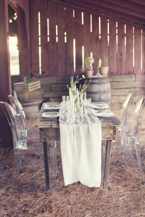 Wedding Trend: Ghost Chairs