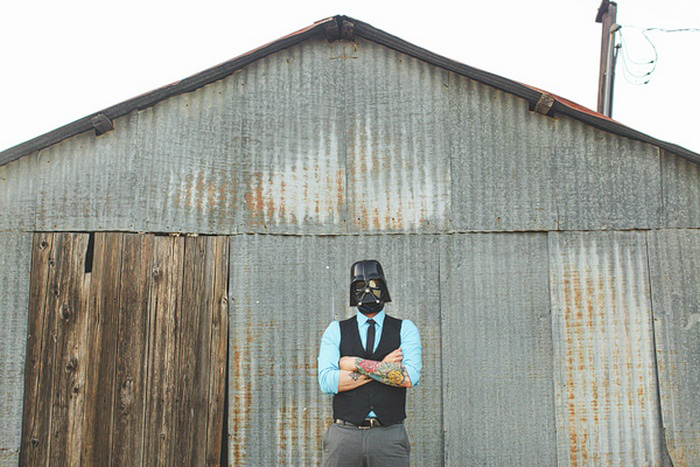 groom in Darth Vader mask