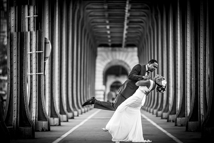 groom dipping bride in Paris