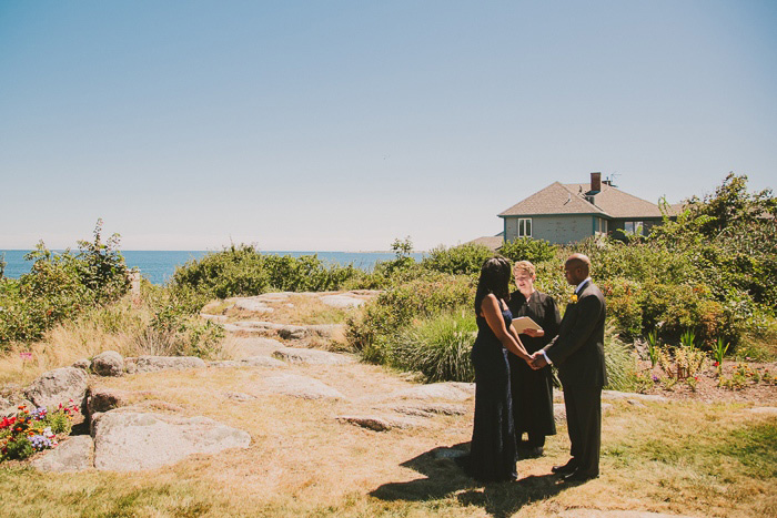 brie and groom eloping at the emerson inn