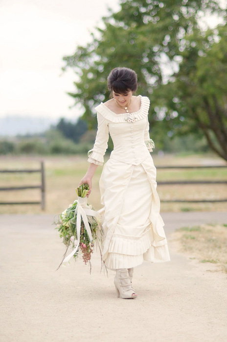 bride at fort vancouver