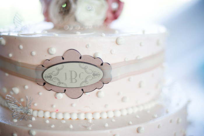 wedding cake monogram