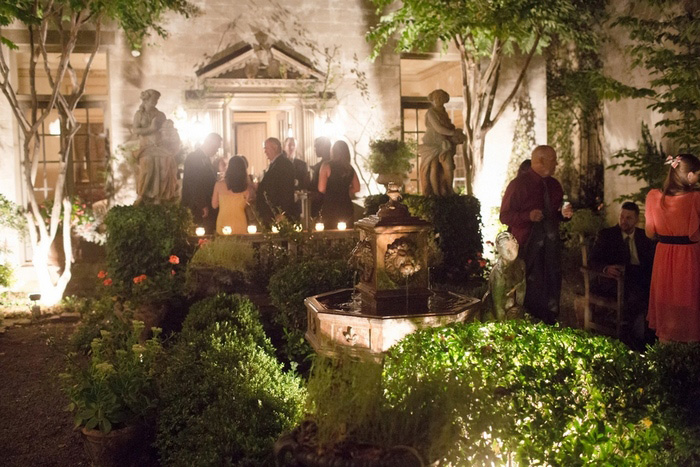 outdor courtyard wedding reception