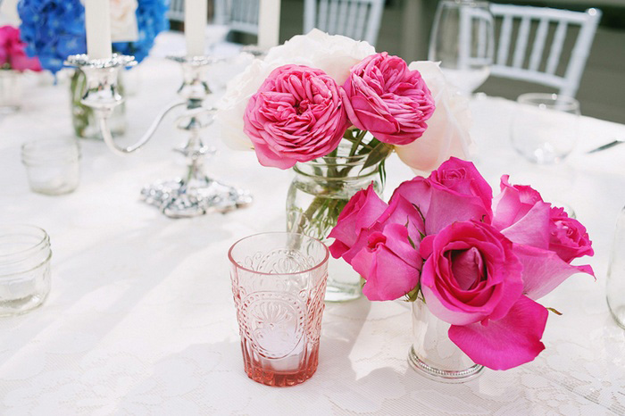 pink and white rose centerpiece