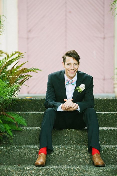 groom in red socks