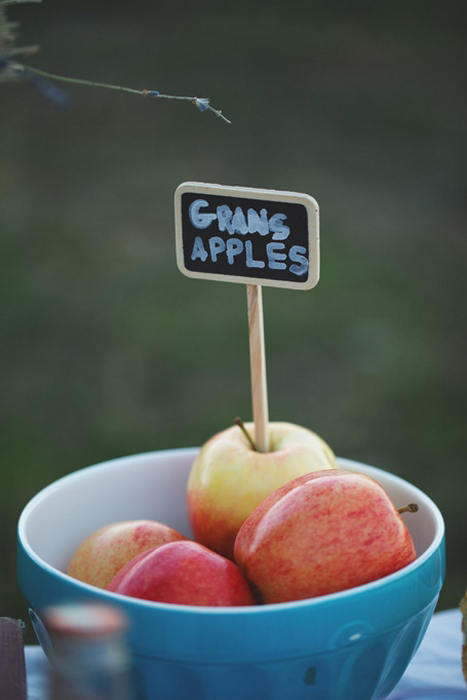 apple centerpiece