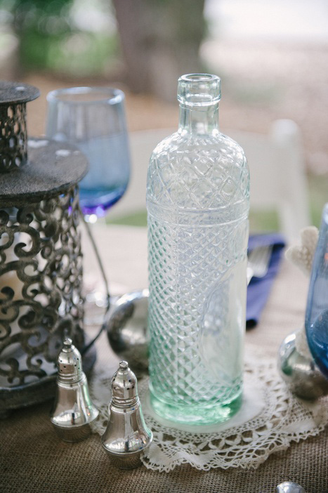 vintage blue bottle weding decor