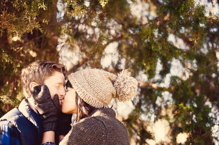 winter engagement session