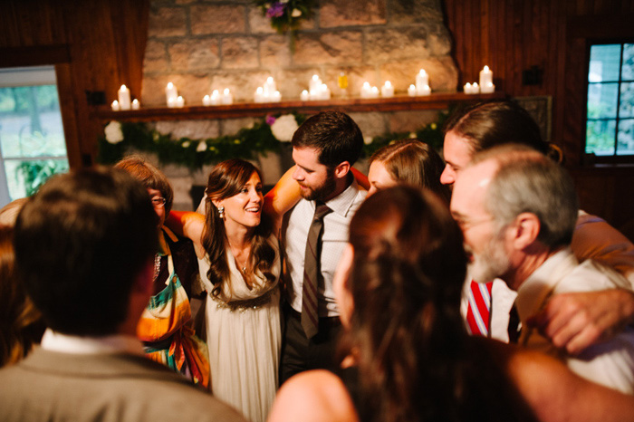 wedding guests doing circle dance