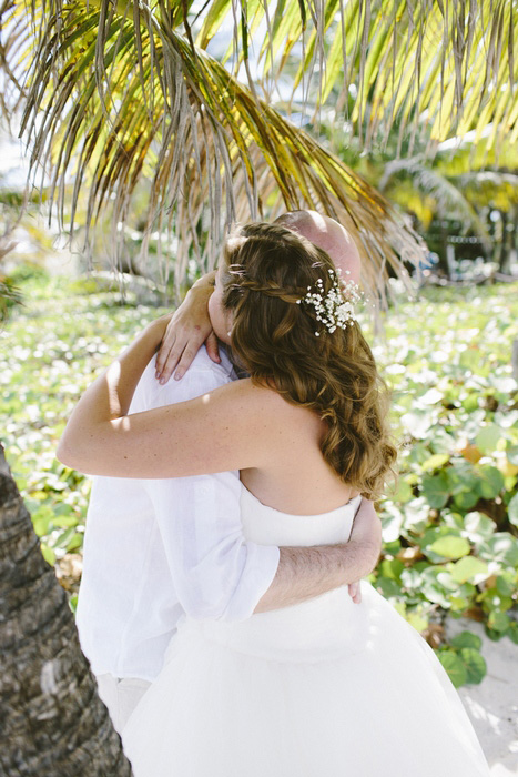 bride and groom first look session