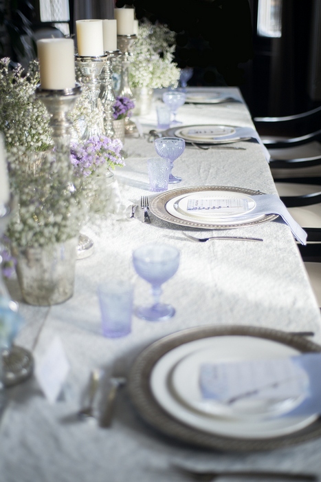 gold and blue table setting