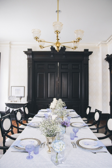 blue table setting