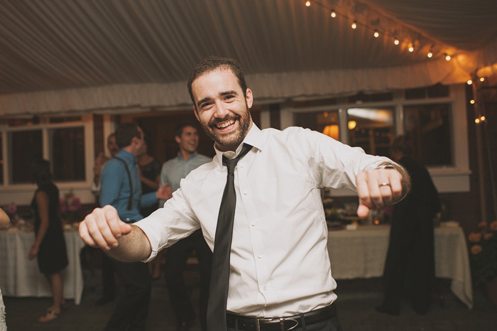 groom dancing