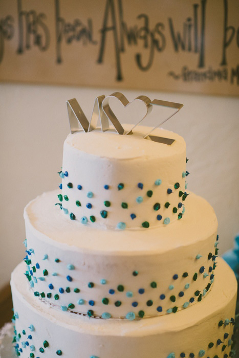 blue dotted wedding cake