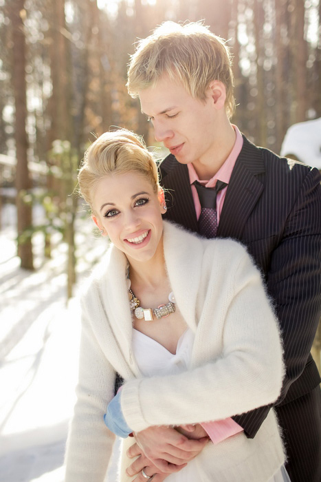 outdoor winter wedding portrait