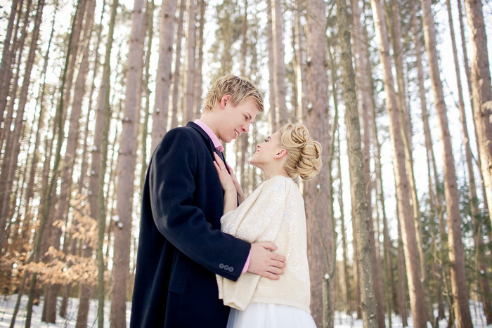 intimate winter wedding