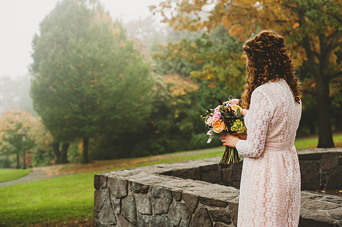 bride in Catedral park