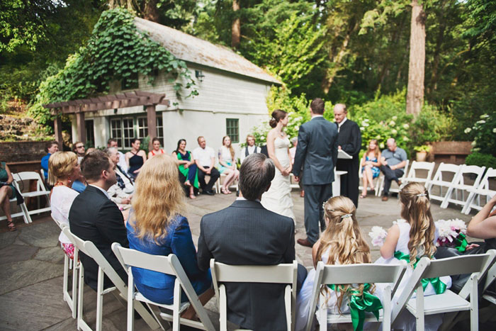 circular ceremony set-up