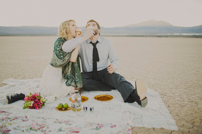 wedding picnic in the desert