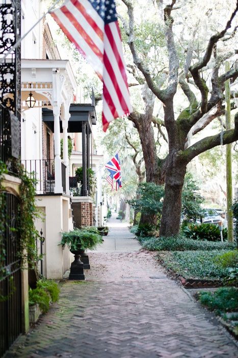 historic Savannah street