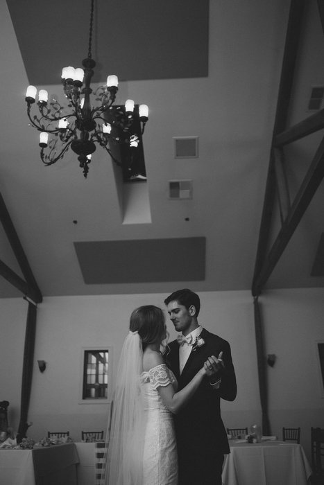 bride and groom first dance