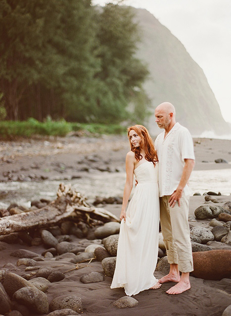 Intimate Hawaii wedding