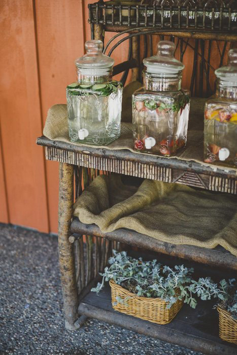 outdoor wedding beverage station