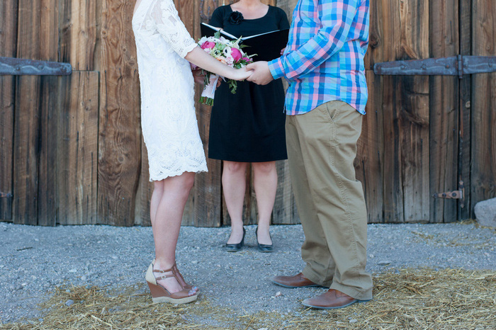 Nevada elopement ceremony