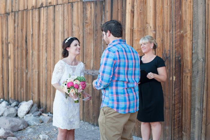 Nevada elopement ceremony