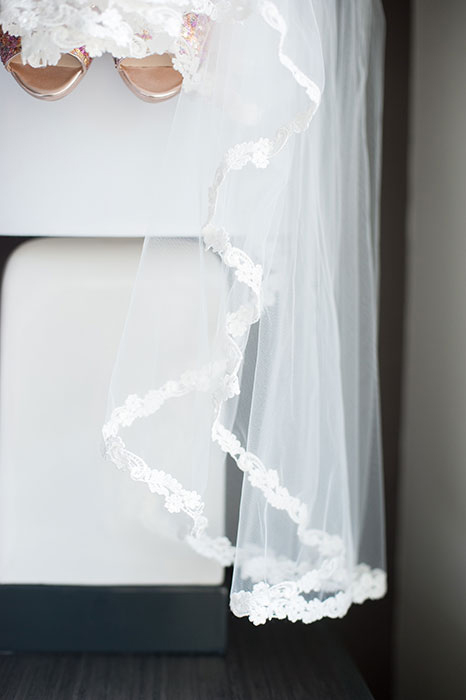 lace trimmed veil