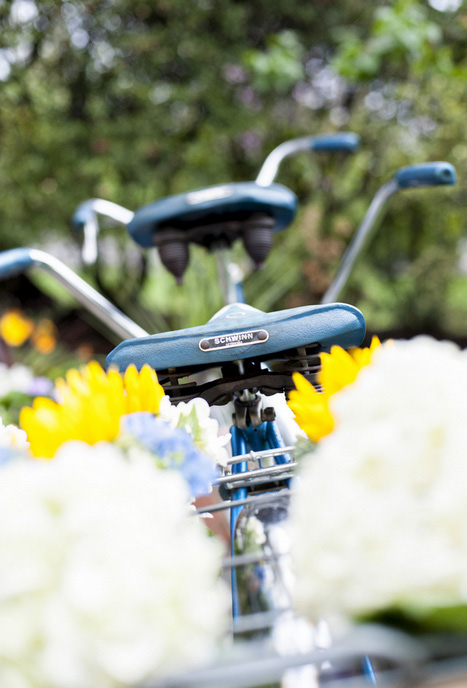 tandem bicycle with flowers