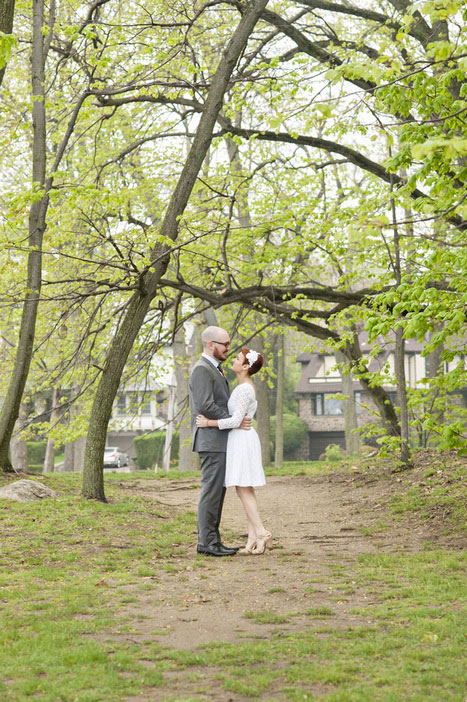 wedding portrait in the park