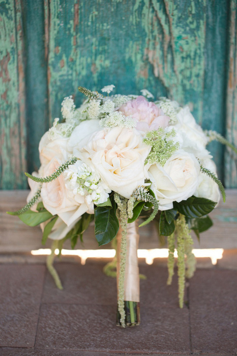 white and blush wedding bouquet