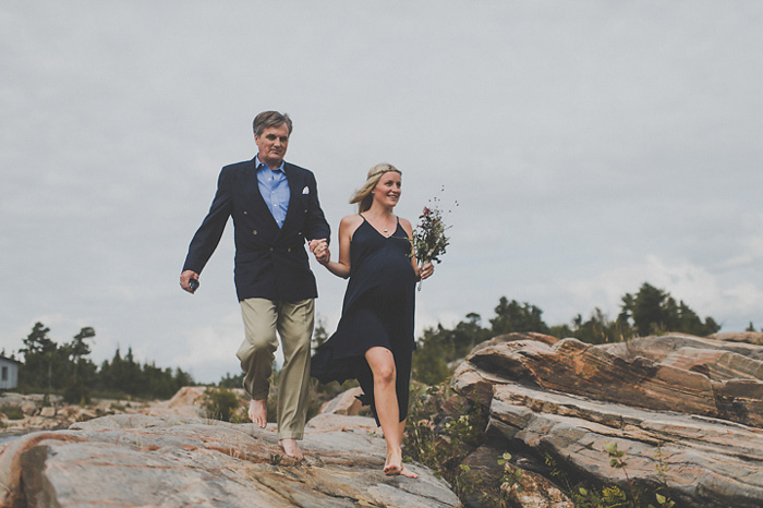 bride and father walking down rocks