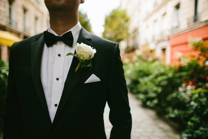 groom waiting for his bride