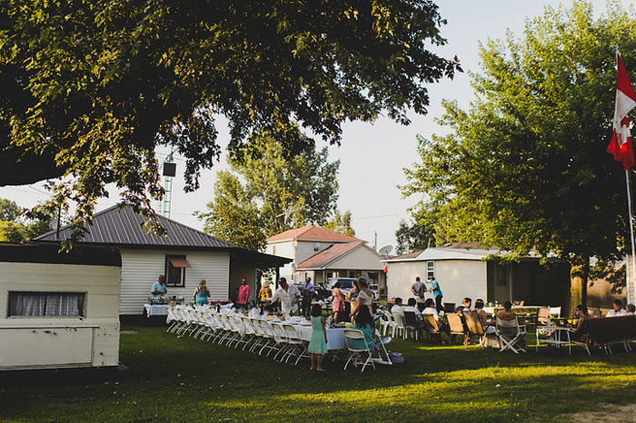 outdoor cottage wedding reception